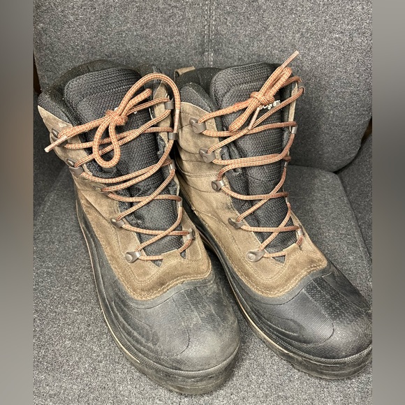 Columbia water resistant boots, 200 grams 12 - Picture 10 of 11